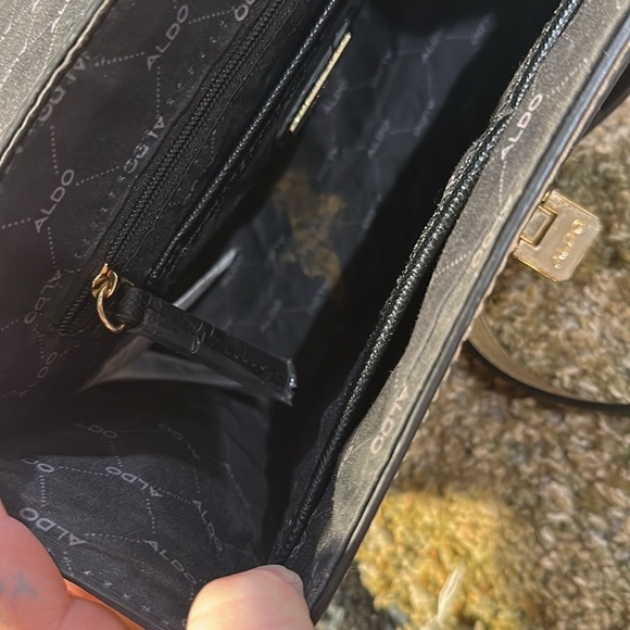 ALDO Anniebrook Flap Satchel Crossbody Colorblock Purse Pre Loved Condition PICS - Picture 13 of 13